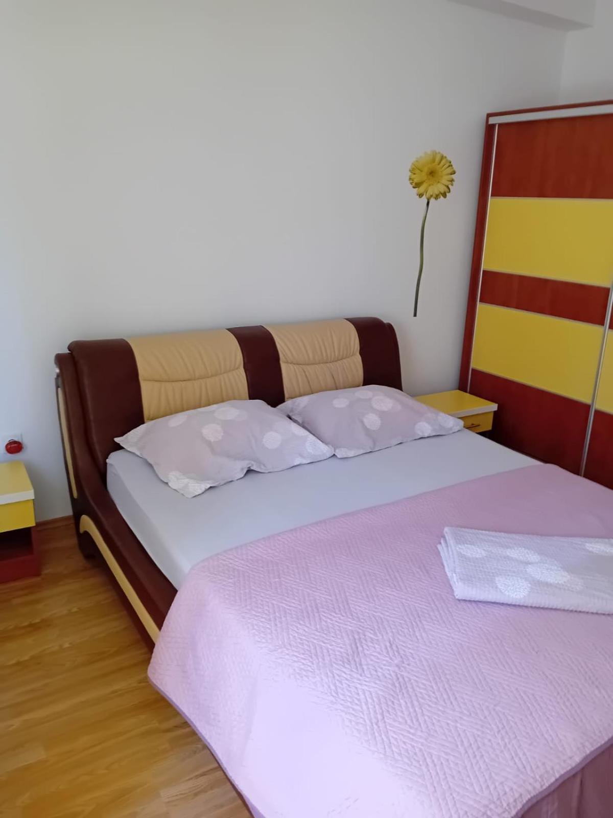 Apartments Toka Петрчане Екстер'єр фото