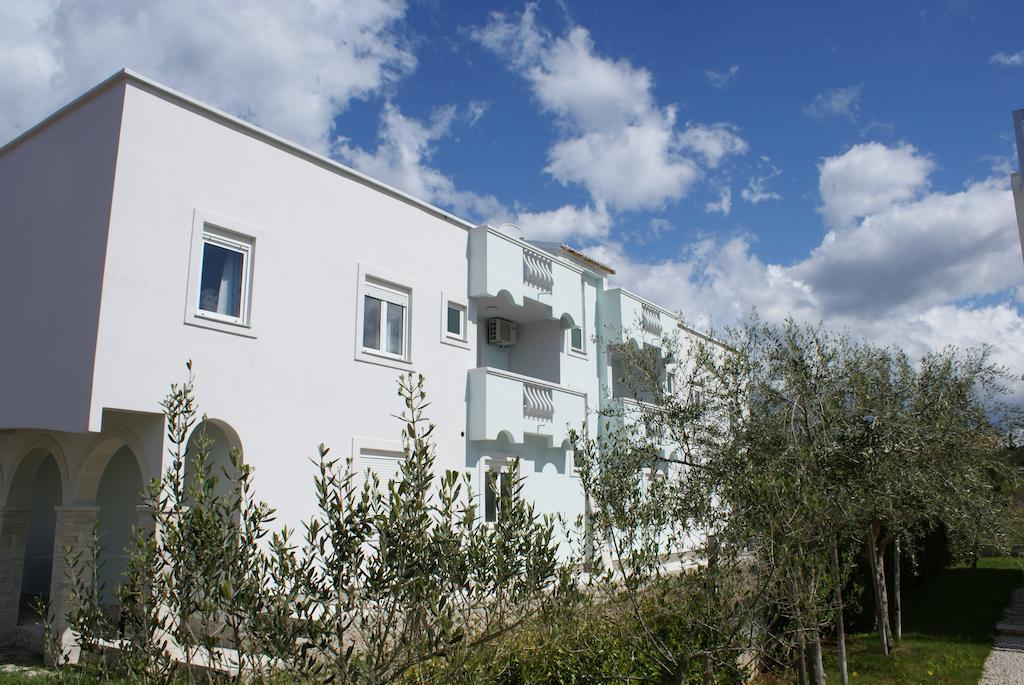 Apartments Toka Петрчане Екстер'єр фото